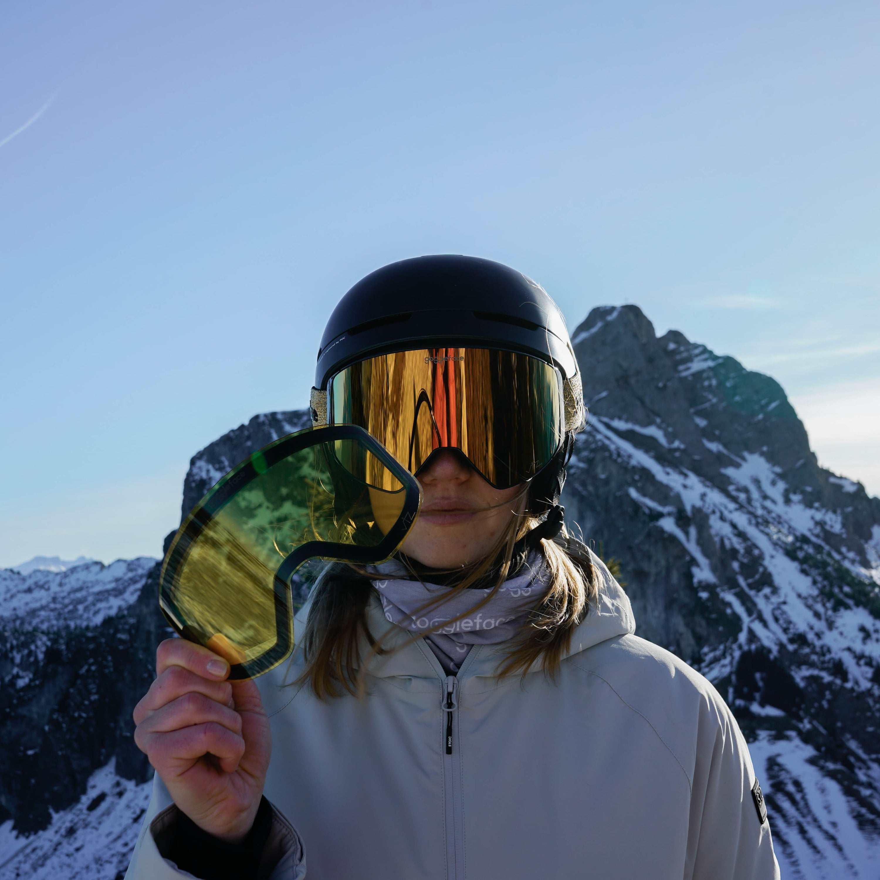 Straight-Line Pro – Skibrille mit Linsenwechselsystem & Breitem Sichtfeld